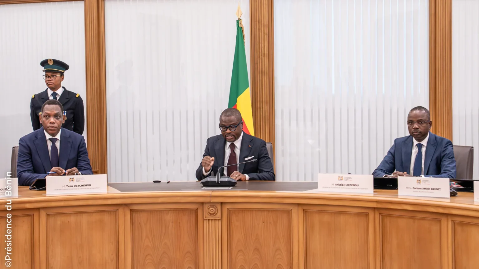 le gouvernement du bénin en congé