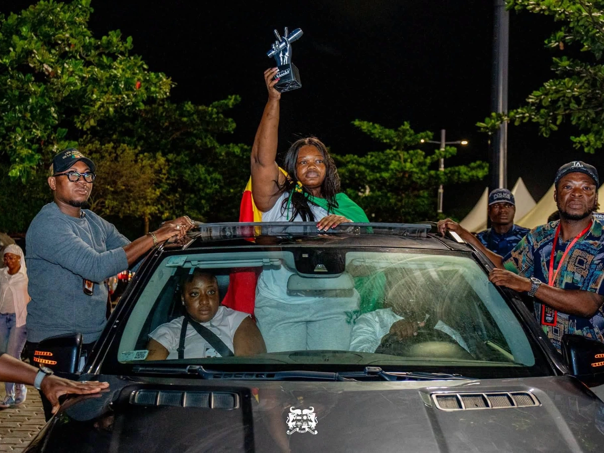 Saara Houansou accueillie en héroïne à Cotonou