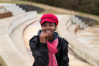 Cameroun : Hermine Yollo décroche le Prix RFI Théâtre 2026