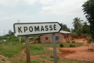 Kpomassè : trois personnes interpellées après le vol de matériel sur un chantier